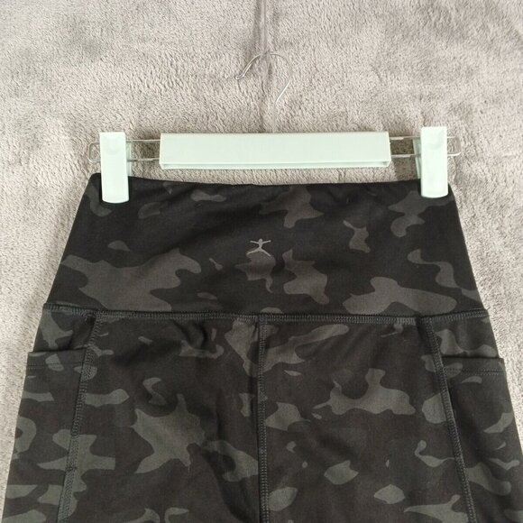 DANKSIN Women Gym Leggings Size SMALL(4-6) Camouflage Pull on Knit - Picture 9 of 10